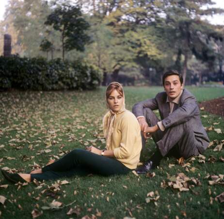 Alain et Nathalie Delon, dans les années 60. Elle a été la seule femme que l'acteur a épousé. 