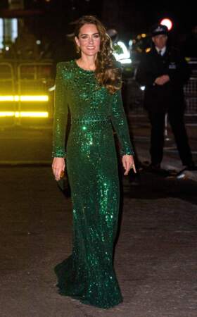 La robe à sequins Jenny Packham, sublimée par Kate Middleton, le 18 novembre 2021