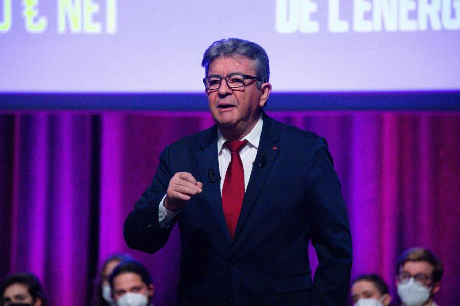 Jean-Luc Mélenchon, candidat à l'élection présidentielle pour LFI, était en meeting à Tours le 3 février 2022.
