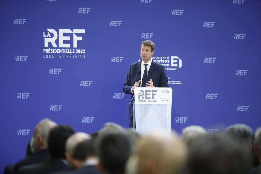 Le candidat EELV Yannick Jadot était présent à la REF Présidentielle du Mouvement des entreprises de France (MEDEF) à la Station F à Paris le 21 février 2022