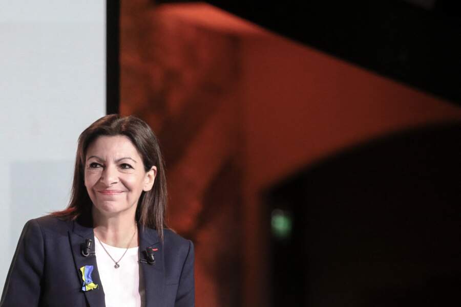 La candidate socialiste à l'élection présidentielle Anne Hidalgo était présente au "grand oral de la santé et de la protection sociale" organisé par la Fédération nationale de la mutualité française (FNMF), au palais Brogniart, à Paris le 1er mars 2022.