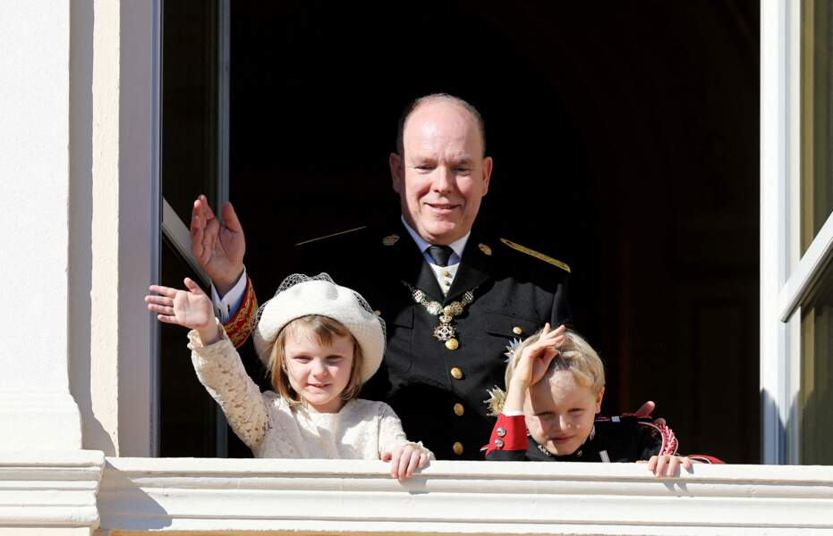 Le prince Albert II de Monaco un papa présent pour sa fille Gabriella