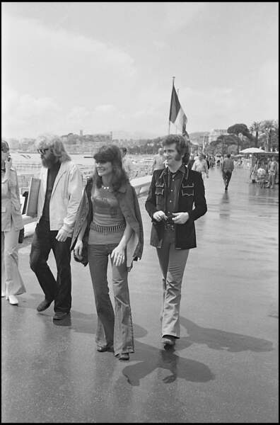 Eddy Mitchell arrive sur la croisette à l'occasion du Festival international du film de Cannes, en mai 1971.
