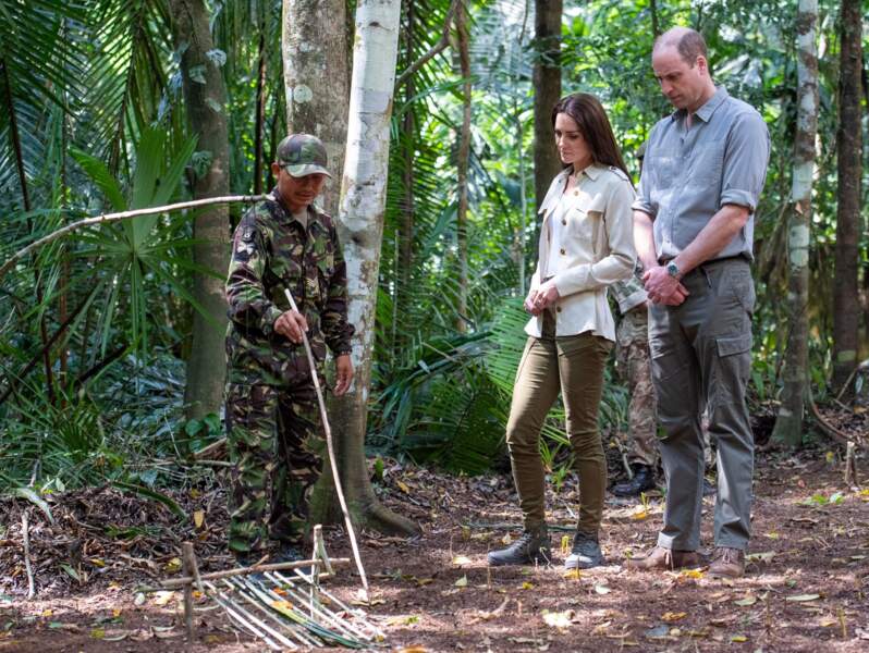 Le duc et la duchesse de Cambridge, durant leur passage dans la forêt de Chiquibul située au Belize, le 21 mars 2022.
