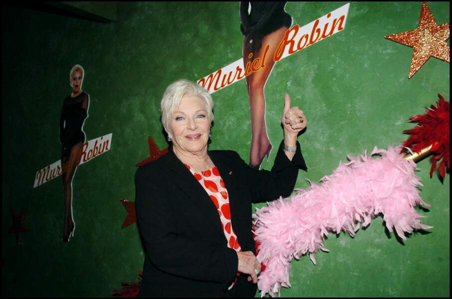 Line Renaud présente pour soutenir Muriel Robin lors de la première de son spectacle, le 20 janvier 2005.