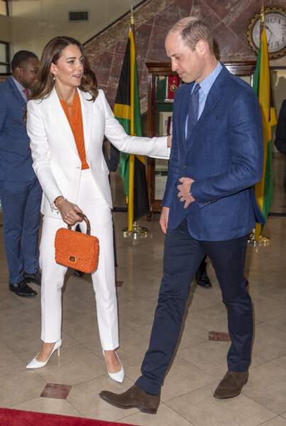 Le duc et la duchesse de Cambridge lors d'une réunion avec le Premier ministre de la Jamaïque