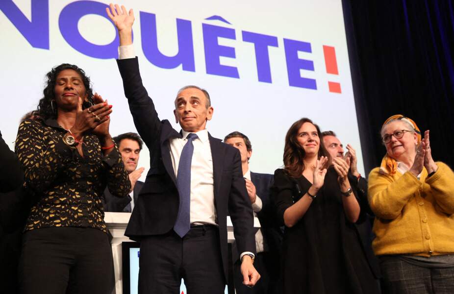 Eric Zemmour, Sarah Knafo, Christine Boutin  au soir du premier tour des élections présidentielles 2022 à la Mutualité à Paris le 10 avril 2022.