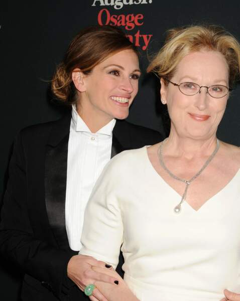 Julia Roberts et Meryl Streep à la première du film "August : Osage County" a Los Angeles, le 16 décembre 2013