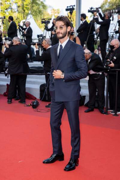 Pierre Niney est attendu sur les marches du Festival de Cannes 2022 pour le film hors compétition "Mascarade"