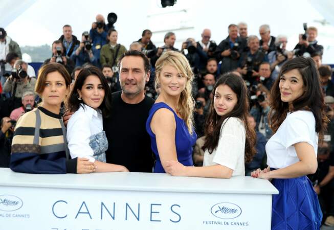 Marina Foïs, Leïla Bekhti, Gilles Lellouche, Virginie Efira, Noée Abita, Mélanie Doutey casual chic pour le film "Le grand bain" au 71ème Festival International du Film de Cannes, le 13 mai 2018.