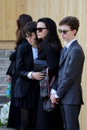 La famille de Régine n'a pu cacher leur profonde tristesse lors de ces obsèques, le lundi 9 mai 2022.