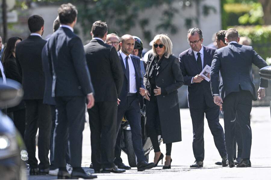 Brigitte Macron arrive aux obsèques d'Antoine Alléno, le 13 mai 2022