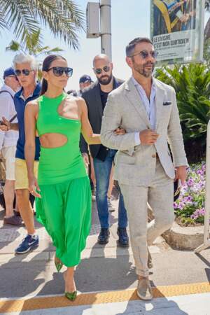 Eva Longoria a complété son look glamour grâce à une paire de talons verts transparents, lors du 75ème Festival International du Film de Cannes, le 19 mai 2022. 