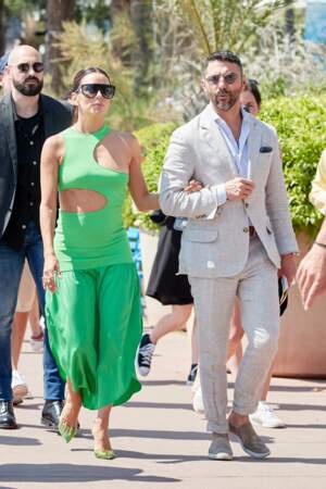 Pour compléter son look, Eva Longoria a misé sur une paire d'escarpins à bouts pointus, lors du 75ème Festival International du Film de Cannes, le 19 mai 2022. 