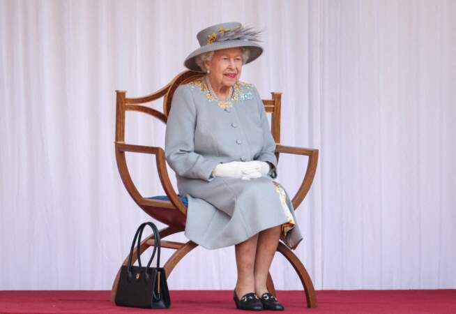 La reine Elizabeth II, lors d'une cérémonie au château de Windsor, le 12 juin 2021.
