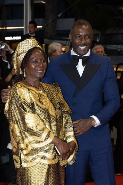 Idris Elba fier aux côtés de sa mère au Festival de Cannes, le 20 mai 