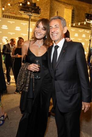 Carla Bruni et son mari Nicolas Sarkozy tout sourire lors du 75ème Festival International du Film de Cannes