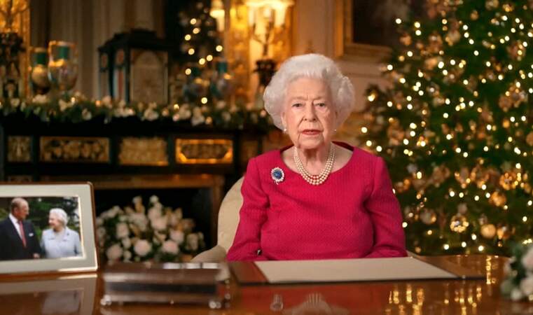 La reine Elizabeth II pour son traditionnel discours de Noël, au château de Windsor, le 25 décembre 2021.