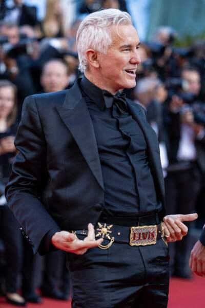 Baz Luhrmann lors de la montée des marches du film « Elvis » lors du 75ème Festival International du Film de Cannes. Le 25 mai 2022