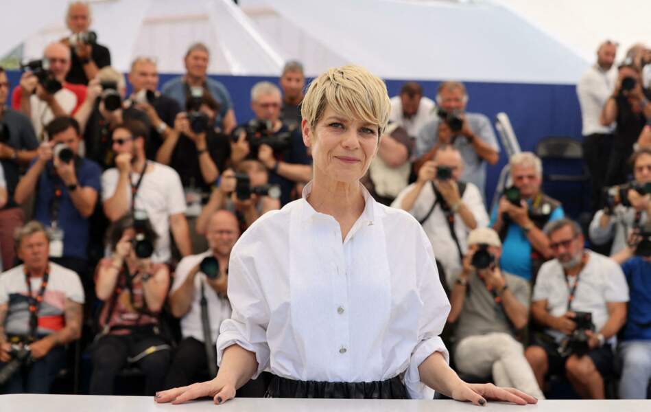 Marina Foïs au photocall de "As Bestas" lors du 75ème Festival International du Film de Cannes, le 27 mai 2022.
