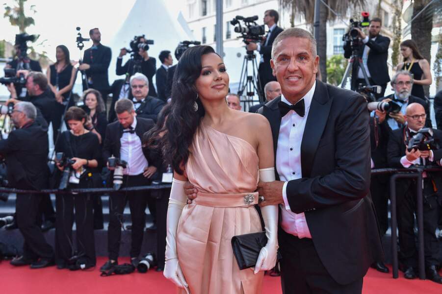 Samy Naceri et sa compagne Athèna sur le red carpet à Cannes, ce 28 mai 