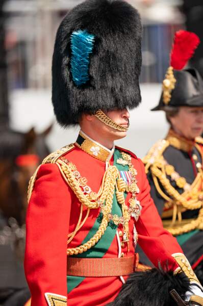 Dans son plus bel apparat militaire, le prince William a ouvert le cortège de la parade militaire "Trooping the Colour" pour le jubilé de platine de la reine Elizabeth II à Londres, le 2 juin 2022 