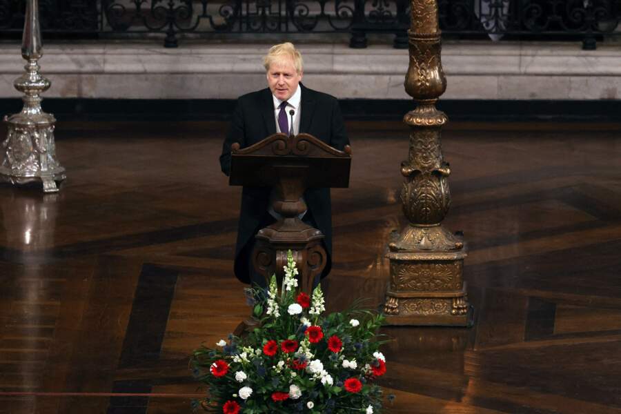 Le premier ministre Boris Johnson fait un discours lors de la messe du jubilé célébrée à la cathédrale Saint-Paul de Londres, le 3 juin 2022.