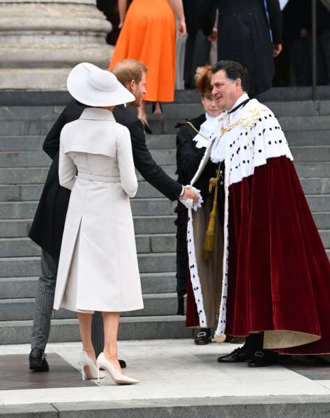 Le prince Harry et Meghan Markle arrivent à la messe du jubilé, célébrée à la cathédrale Saint-Paul de Londres, le 3 juin 2022
