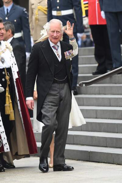 Le prince Charles très élégant dans une veste queue-de-pie lors de son arrivée à la messe du jubilé, célébrée à la cathédrale Saint-Paul de Londres, le 3 juin 2022
