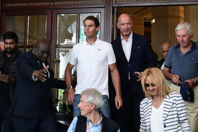 Rafael Nadal s'apprête à quitter le pays le 6 juin 2022, au lendemain de sa victoire de Roland-Garros. 