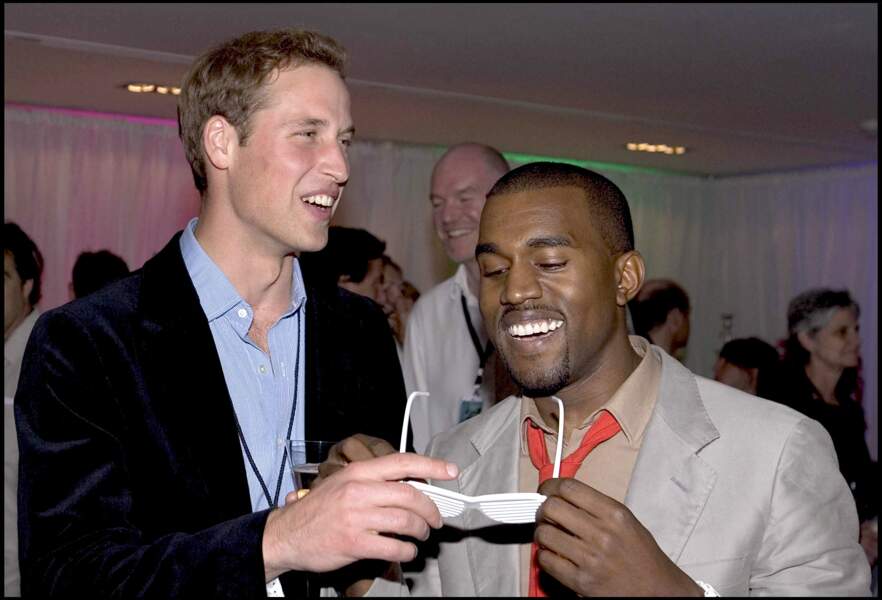 Le prince William et le rappeur Kanye West dans les coulisses du concert hommage à Diana, à Londres, en juillet 2007. Avec Kate Middleton, ils ont déjà renoué... damned !