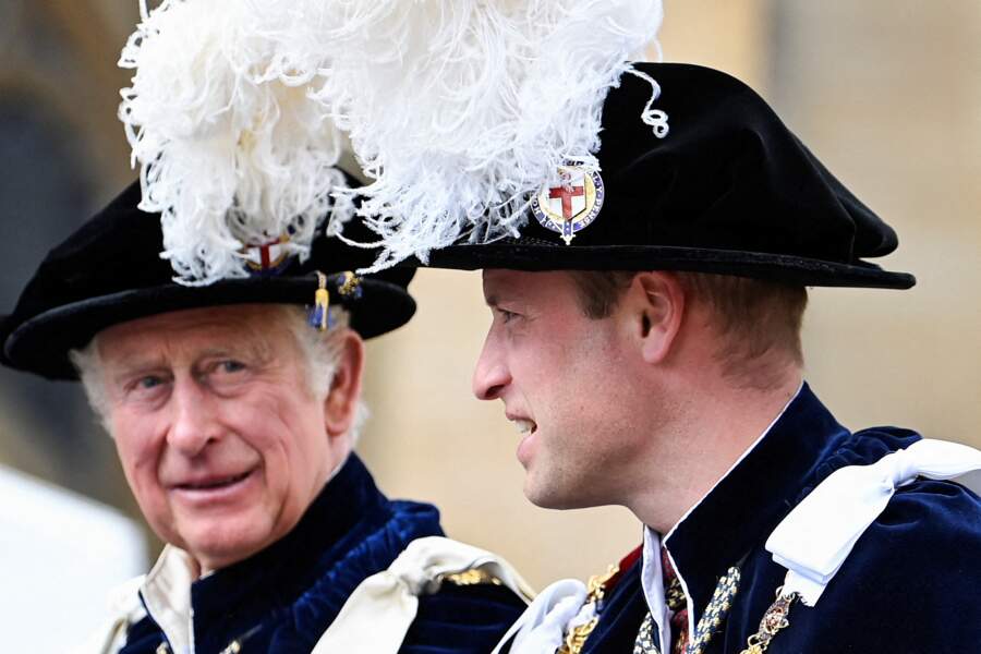 Le prince Charles et son fils aîné, prince William, à leur arrivée au service annuel