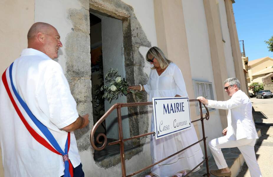 Christine Bravo à son arrivée à la la mairie de Occhiatana en Corse le 11 Juin 2022.