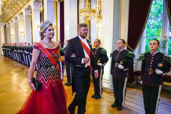 Le roi Willem-Alexander et la reine Maxima des Pays-Bas lors du dîner de gala pour célébrer le 18ème anniversaire de la princesse Ingrid Alexandra, au Palais d'Oslo, Norvège, le 17 juin 2022. 