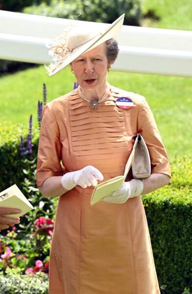 La princesse Anne lors du troisième jour "Ladies Day" à l'hippodrome d'Ascot dans le Berkshire, le 16 juin