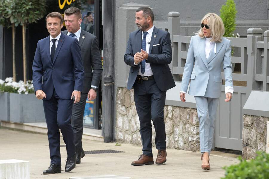 Emmanuel Macron et Brigitte Macron en route pour aller voter, ce 19 juin