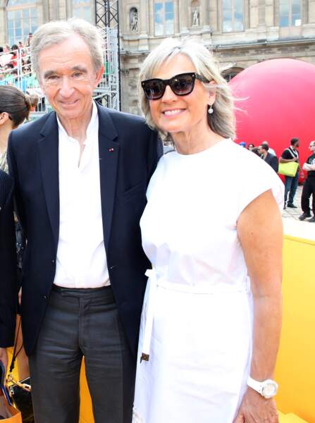 Bernard Arnault et Hélène Arnault au défilé de mode Homme printemps-été 2023 de la presitigieuse marque Louis Vuitton. 