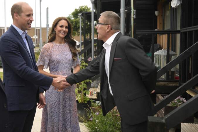 Le prince William et Kate Middleton lors d'une visite à Cambridge, le 23 juin
