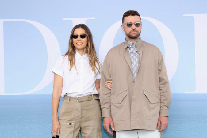 Jessica Biel et son mari Justin Timberlake au photocall du défilé de mode Homme printemps-été 2023 