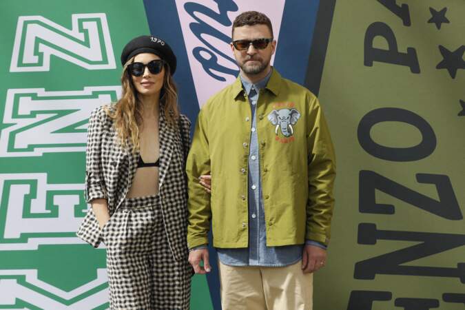Jessica Biel et son mari Justin Timberlake complices  au défilé de mode homme Kenzo printemps / été 2023 au Lycée Carnot à Paris le 26 juin 2022