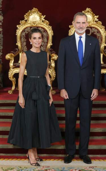 Le roi Felipe VI et la reine Letizia d'Espagne, au summum de l'élégance lors du Dîner de gala du 32ème Sommet de l'OTAN au Palais royal de Madrid, le 28 juin 2022.