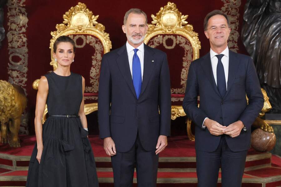 Le roi Felipe VI et la reine Letizia d'Espagne, Mark Rutte (Premier ministre des Pays-Bas) au dîner de gala du 32ème Sommet de l'OTAN au Palais royal de Madrid, le 28 juin 2022.