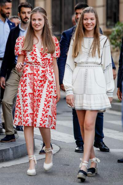 Leonor et Sofia d’Espagne ravissantes en robe estival, le 3 juillet 2022