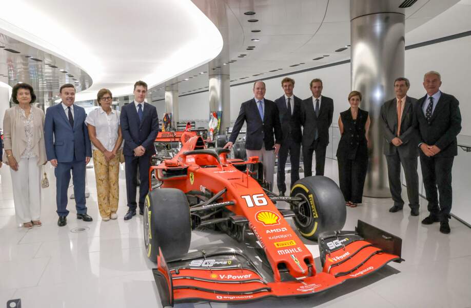 Le prince Albert II de Monaco et la princesse Stéphanie de Monaco avec leurs neveux Louis Ducret et Andrea Casiraghi lors de l'inauguration du musée abritant la collection de voitures privées du Prince de Monaco, le 7 juillet 2022