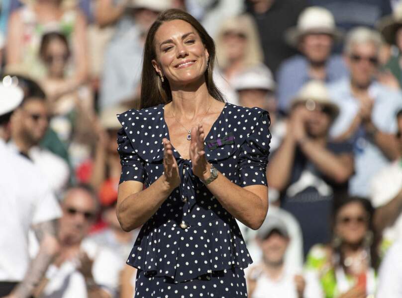 Kate Middleton est sublime pour assister à la finale du tournoi de Wimbledon, le 10 juillet 2022. 