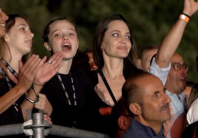 Angelina Jolie et sa fille Shiloh ont profité du concert de Måneskin jusqu'au dernier instant, au "Circo Massimo", à Rome, le 9 juillet 2022.