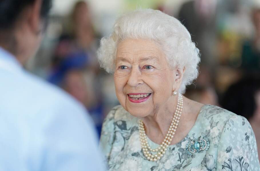 La reine Elizabeth II, en bonne forme, lors de l'inauguration de la maison de soins Thames Hospice, à Maidenhead, ce vendredi 15 juillet.