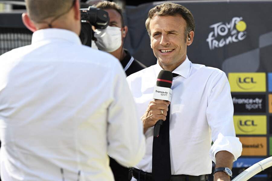 Emmanuel Macron présent à la 18ème étape du Tour de France, le 21 juillet 2022
