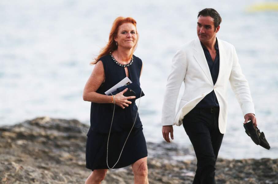 Sarah Ferguson et Manuel Fernandez sur la plage du Tropicana Club à Rayol Canadel ( commune dans le Var), le 19 septembre 2015