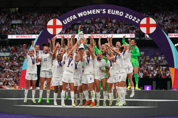 Devant les yeux admiratifs du prince William, les Lionnes remportent leur première finale de l'Euro Féminin 2022 face à l'Allemagne (2-1) au Stade Wembley à Londres, le 31 juillet 2022.